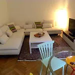 Zen Apartment